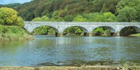 An image depicting the trail Avonmore Way and its surrounding area.