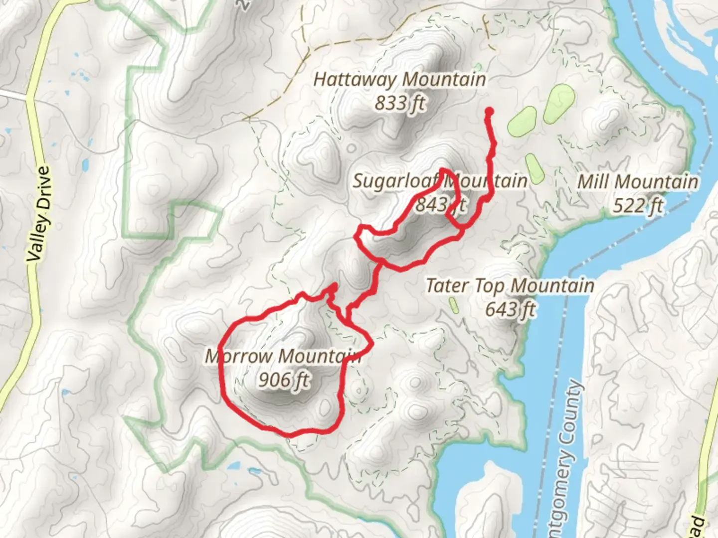 An image depicting the trail Sugarloaf Mountain and Short Loop Trail and its surrounding area.