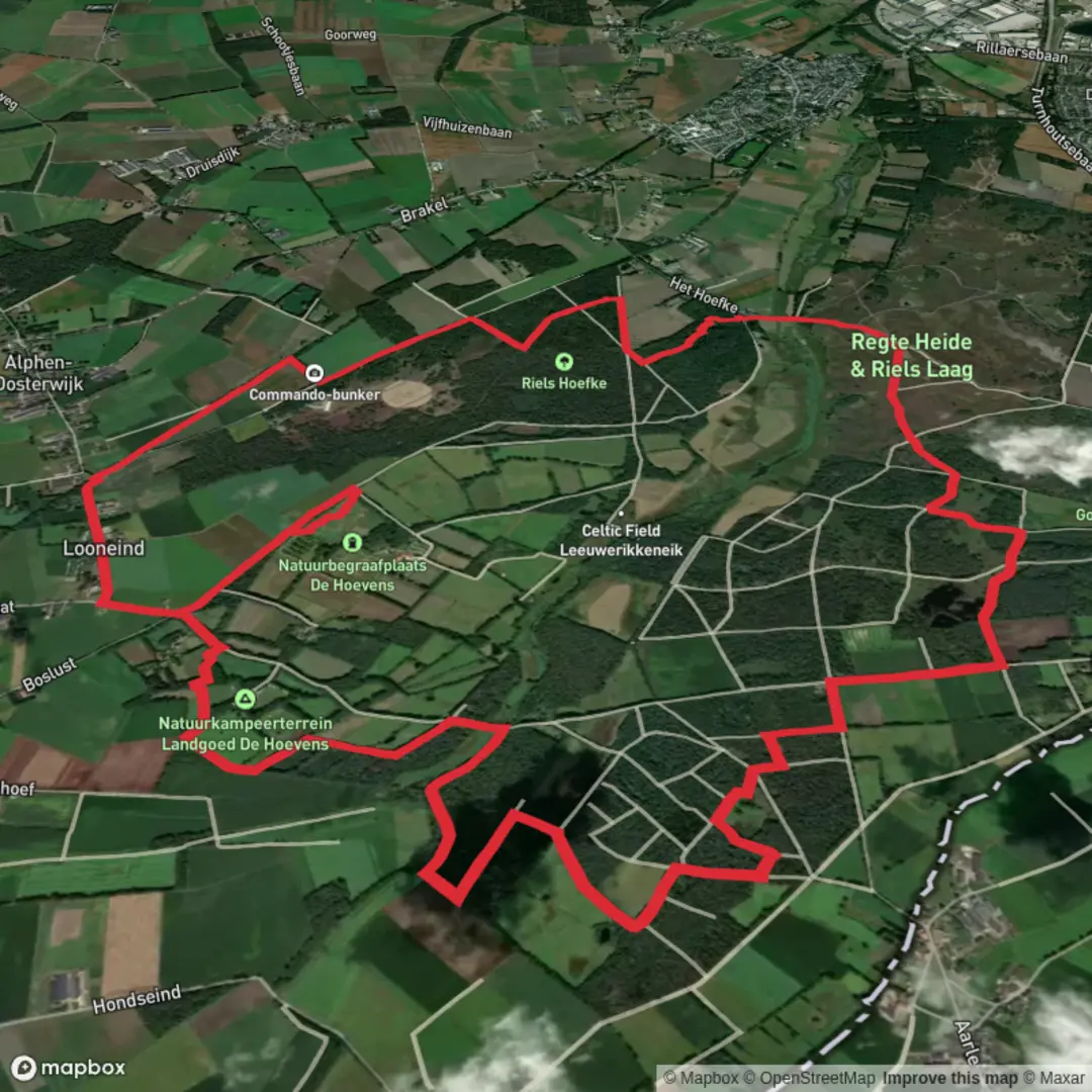 An image depicting the trail Hoeve Nuweleynde and Halve Maan and Brakelsche Loop and its surrounding area.