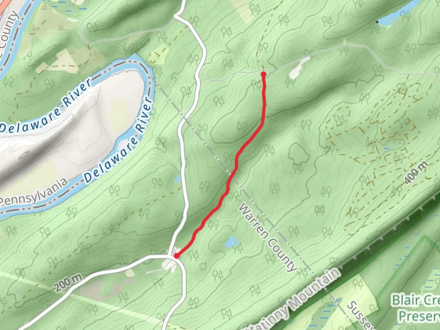 An image depicting the trail Donkey's Hollow Trail and its surrounding area.