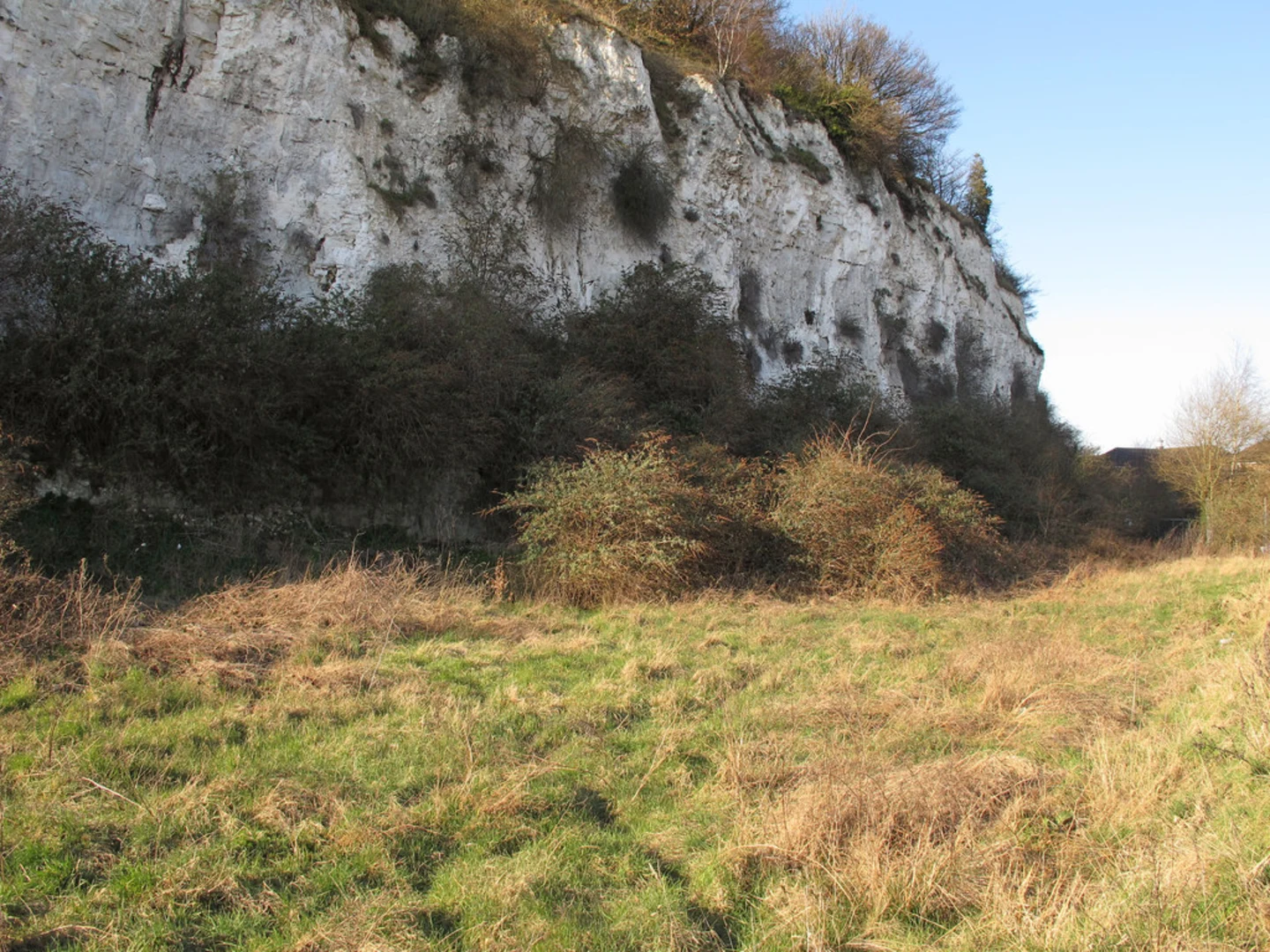 An image depicting the trail Lion Gorge Walk and its surrounding area.