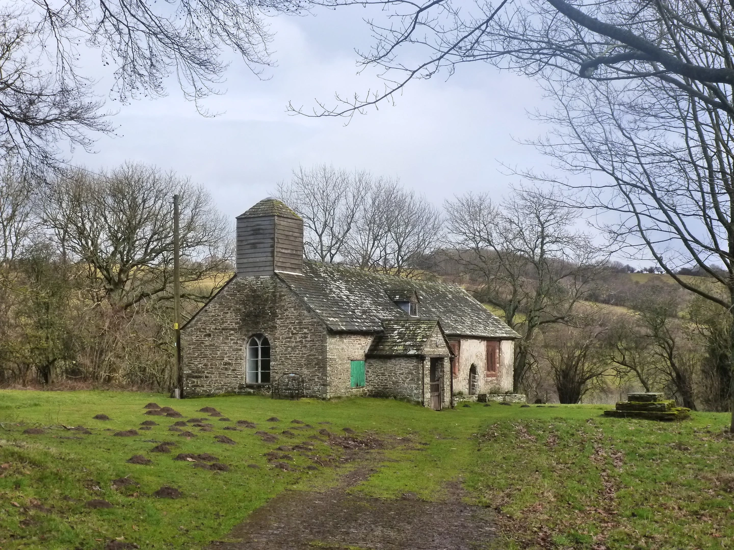 An image depicting the trail Monnow Valley Walk and its surrounding area.