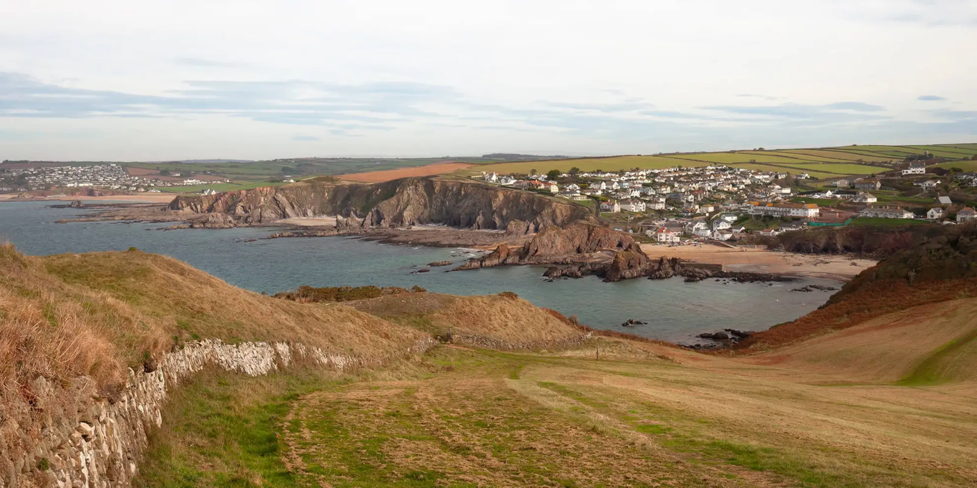 An image depicting the trail Bolt Tail and Burleigh Dolts Walk and its surrounding area.