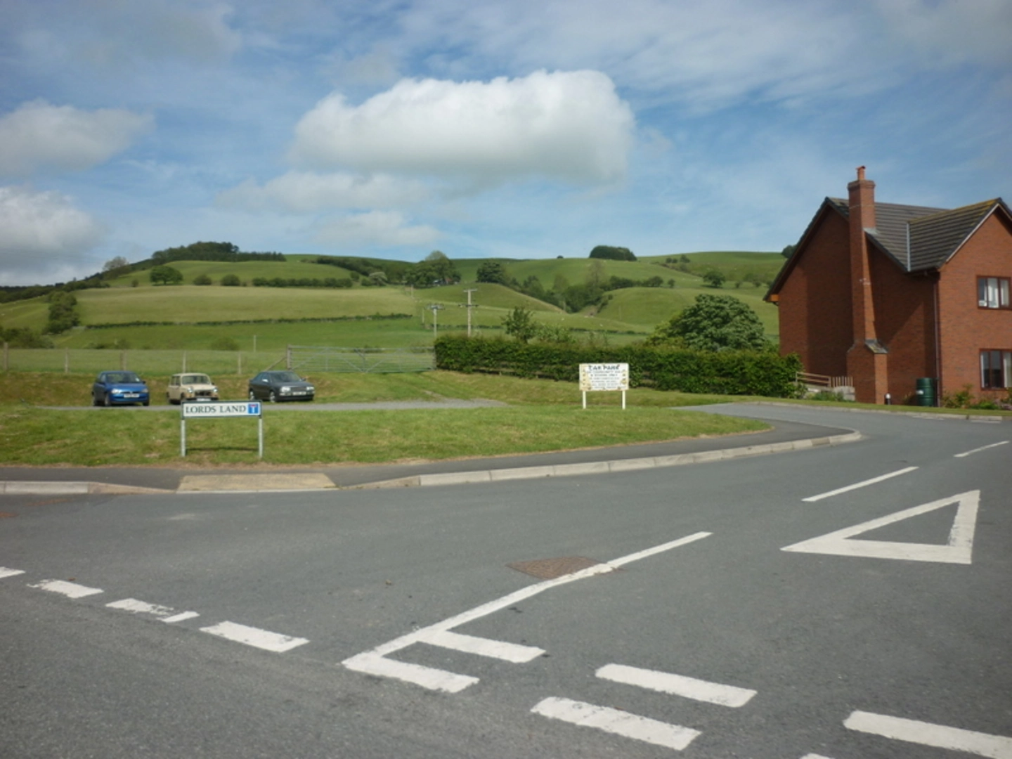 An image depicting the trail LLan-fawr and Lugg Valley from Whitton and its surrounding area.