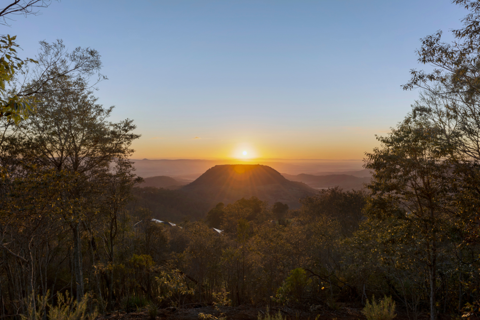 An image depicting the trail Table Top Mountain Trail - Toowoomba and its surrounding area.