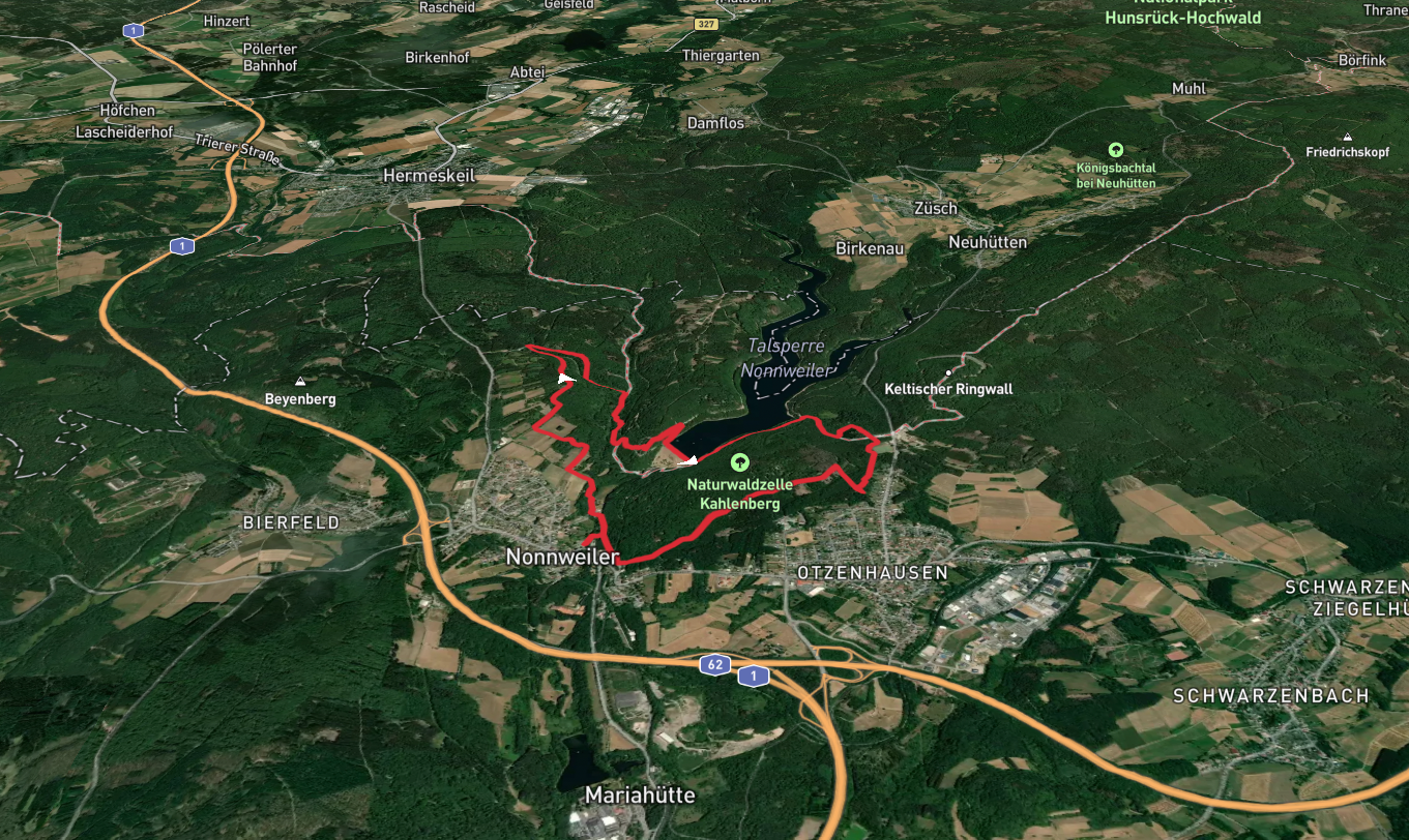 Kloppbrucher-Weiher via Saar Hunsrueck Steig