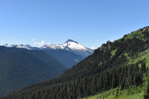 An image depicting the trail Sloan Peak Trail and its surrounding area.