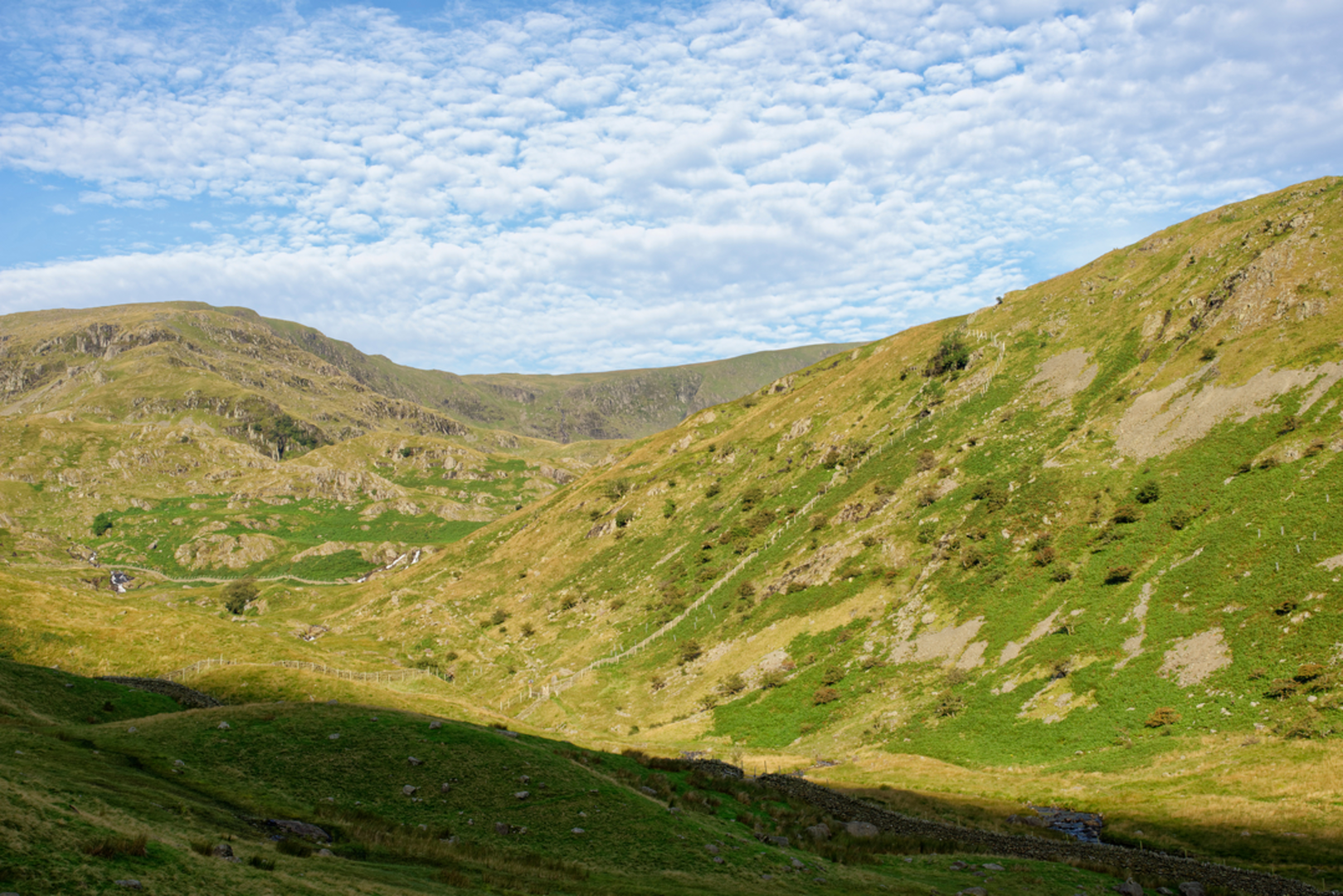 An image depicting the trail Kidsty Pike and its surrounding area.