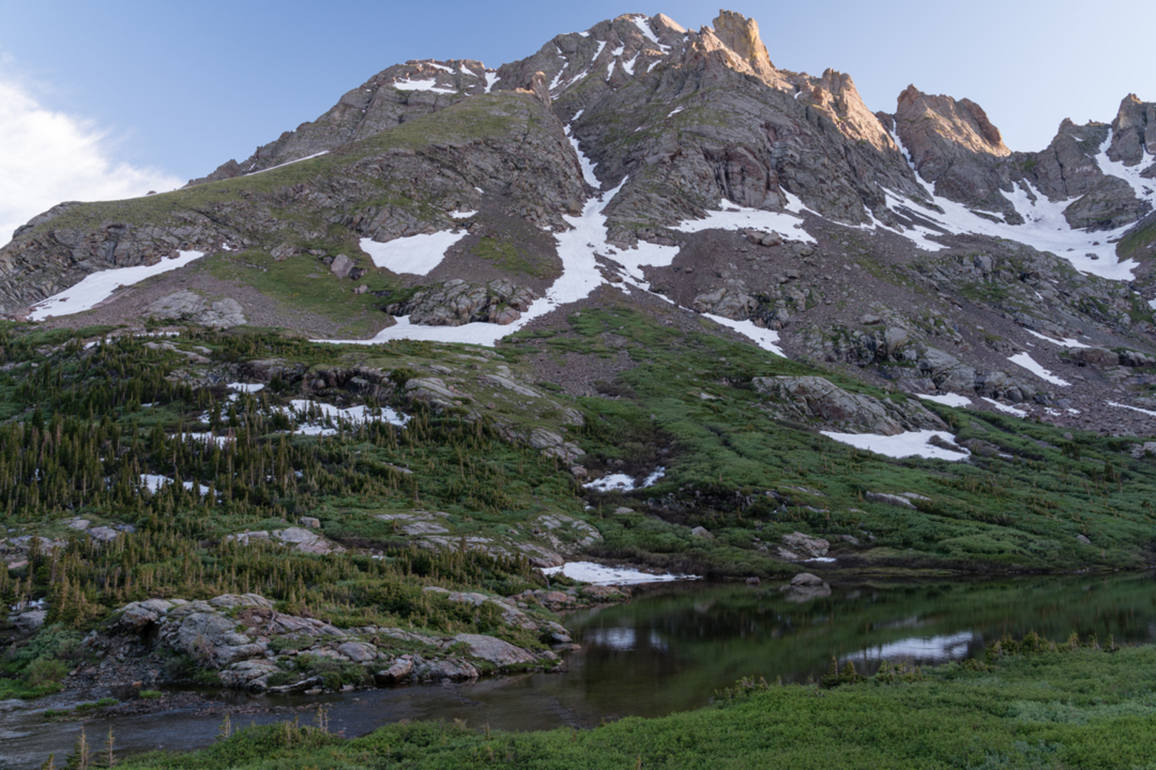 An image depicting the trail South Colony Lakes Trail and its surrounding area.