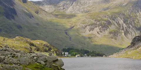 An image depicting the trail Welsh 3000s and its surrounding area.