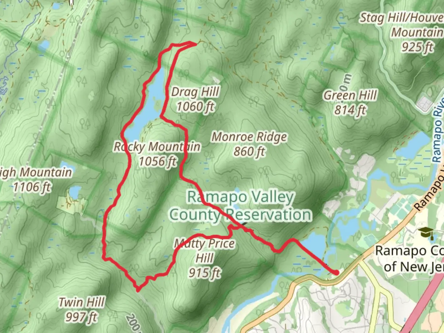 An image depicting the trail Yellow Stripe on Silver and Bear Swamp Lake Loop and its surrounding area.