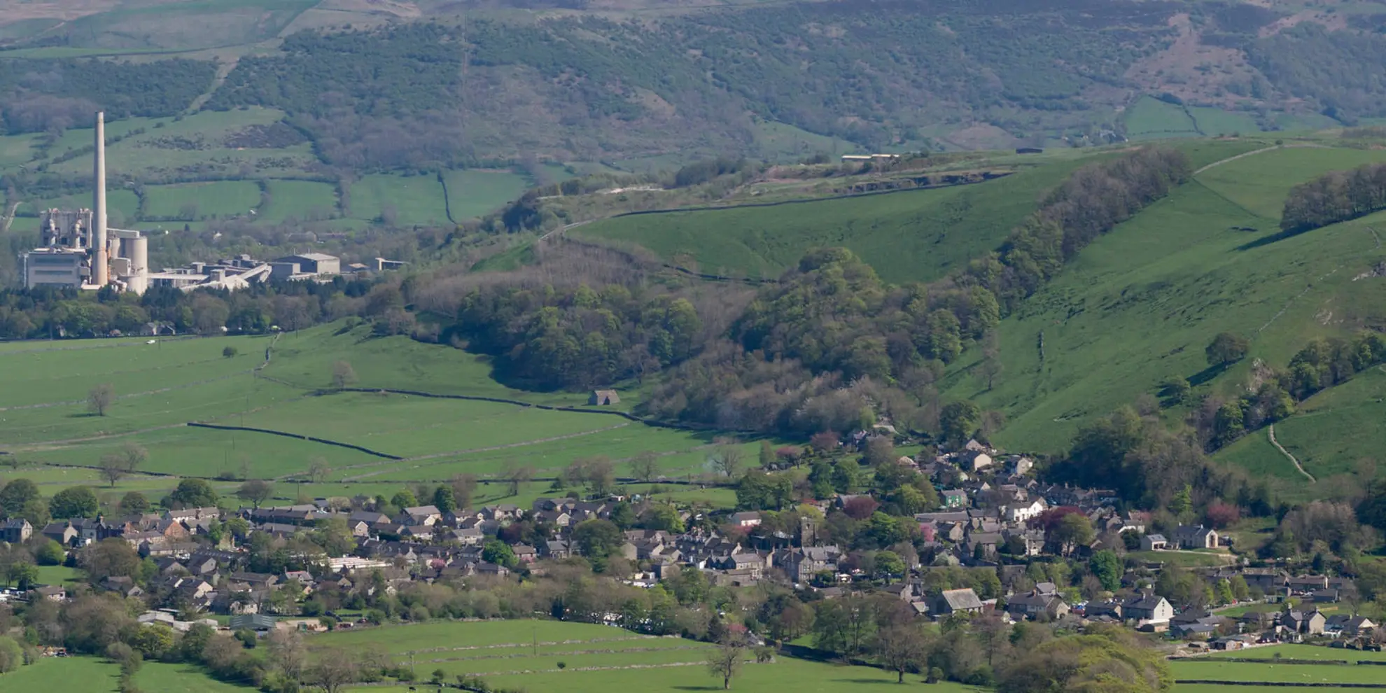 An image depicting the trail Speedwell Cavern Circular from Castelton and its surrounding area.