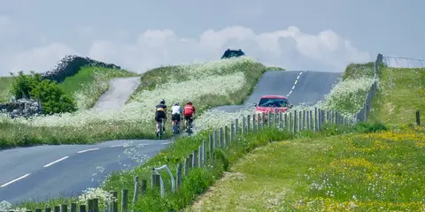 An image depicting the trail Yorkshire Square Loop from Middleham and its surrounding area.