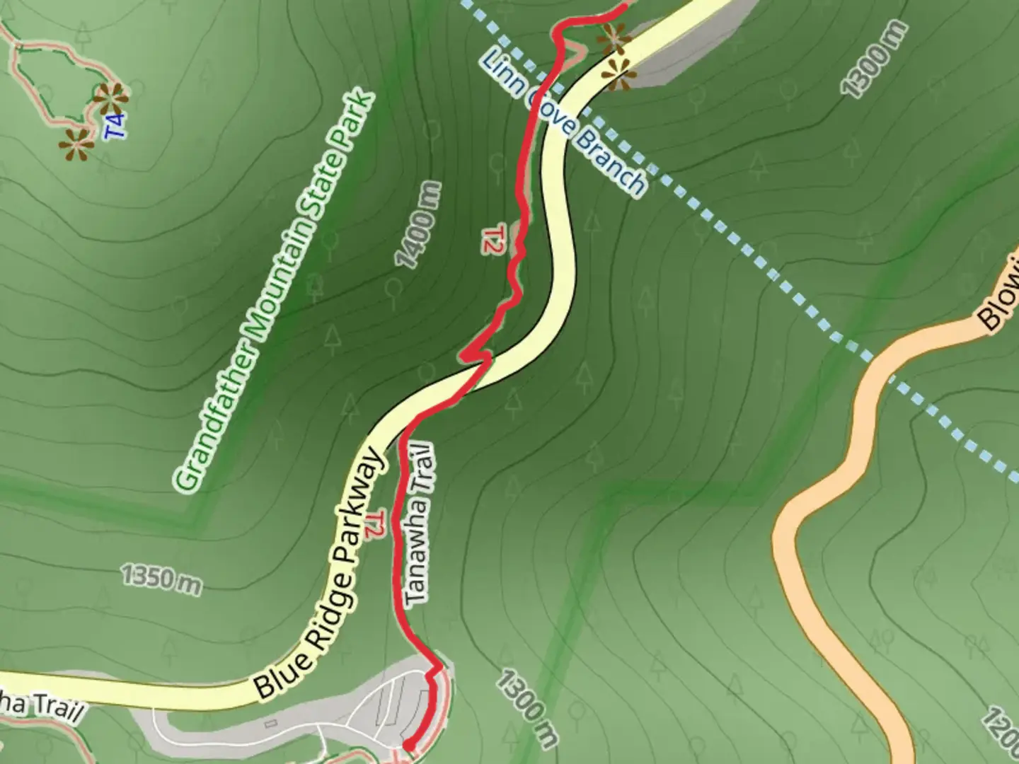 An image depicting the trail Blue Ridge Parkway and its surrounding area.