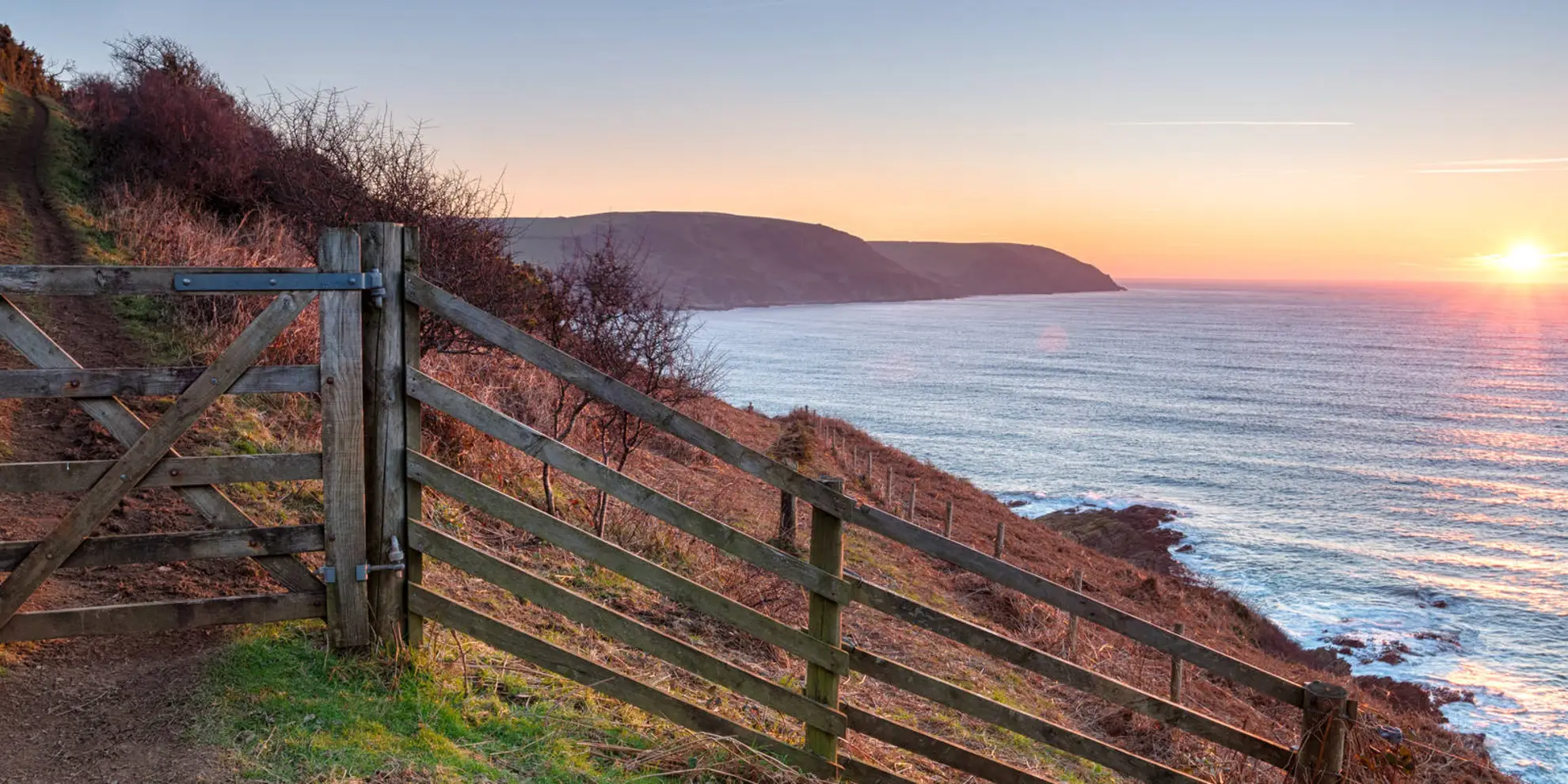 An image depicting the trail Lantivet Bay Circular Walk and its surrounding area.