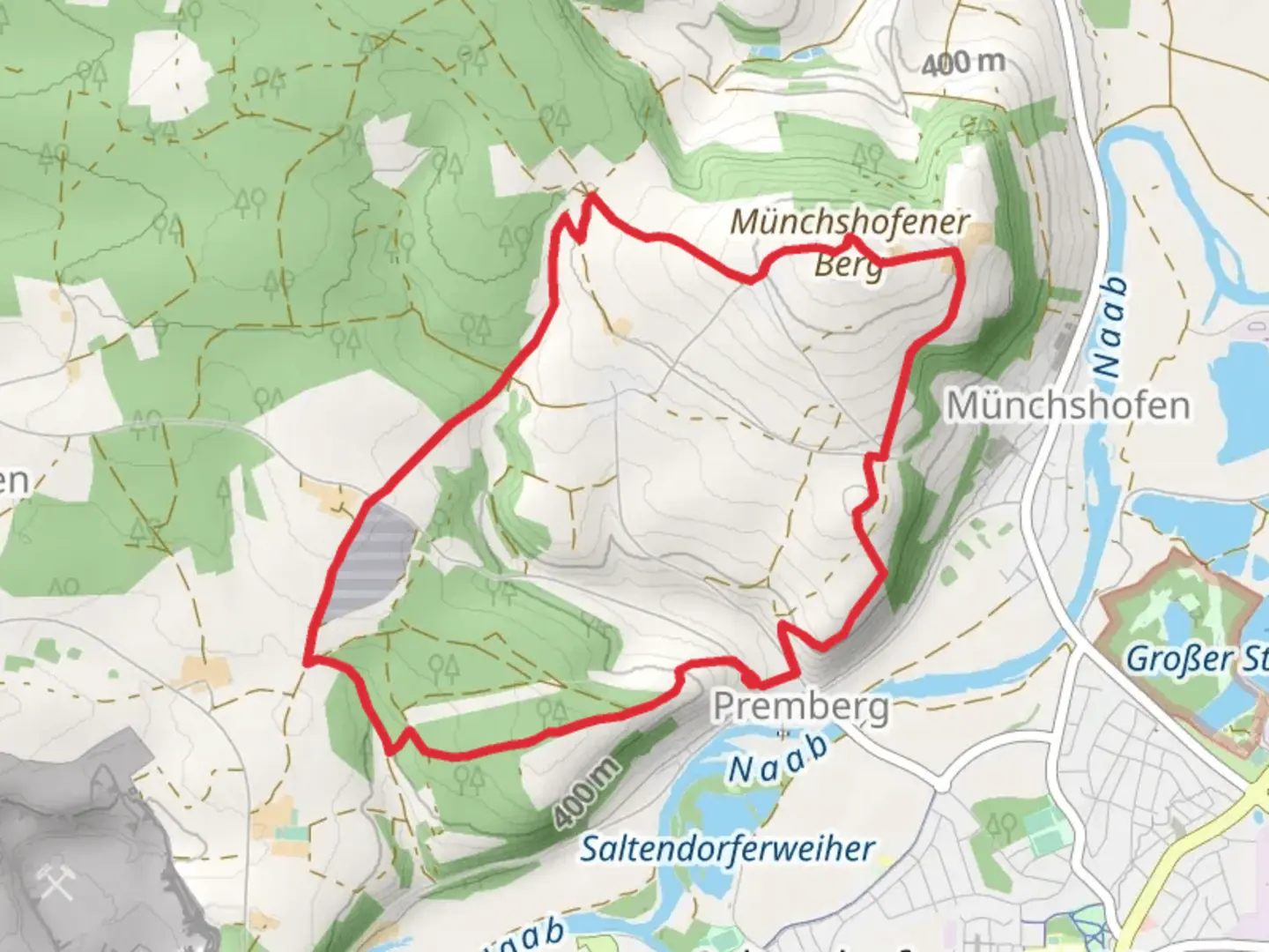 An image depicting the trail Muenchshofener Berg via Hoellohe Runde and Scharzenfeld and its surrounding area.