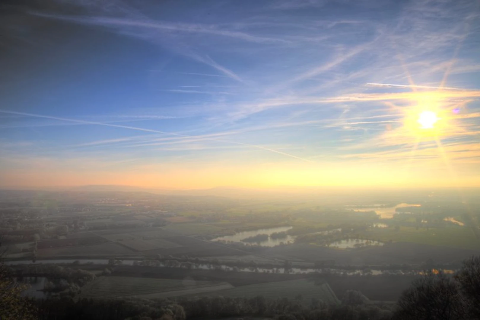 An image depicting the trail Wittekindsburg via Zum Netter Busch and its surrounding area.