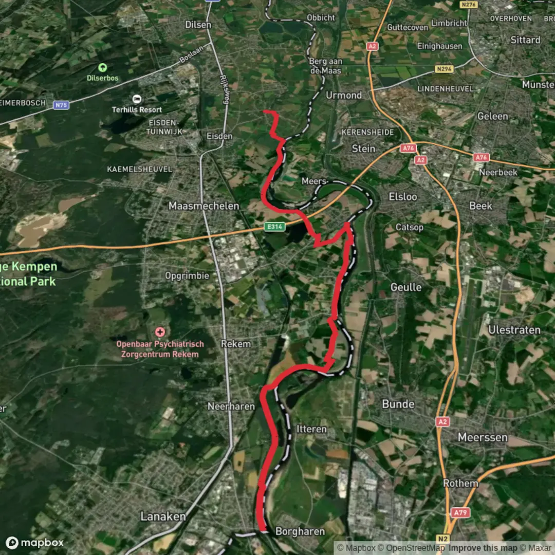 An image depicting the trail Meuse and Maesbempder Greend and its surrounding area.