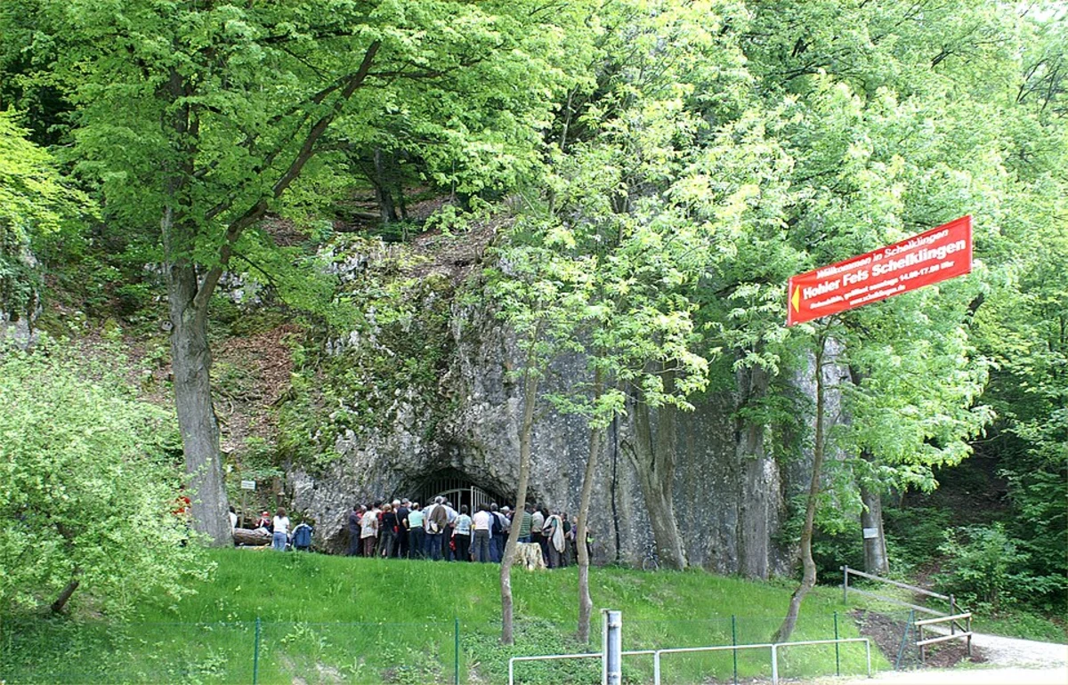 Houbirg and Hohler Fels via Rundweg Happurg and Gruenstrich