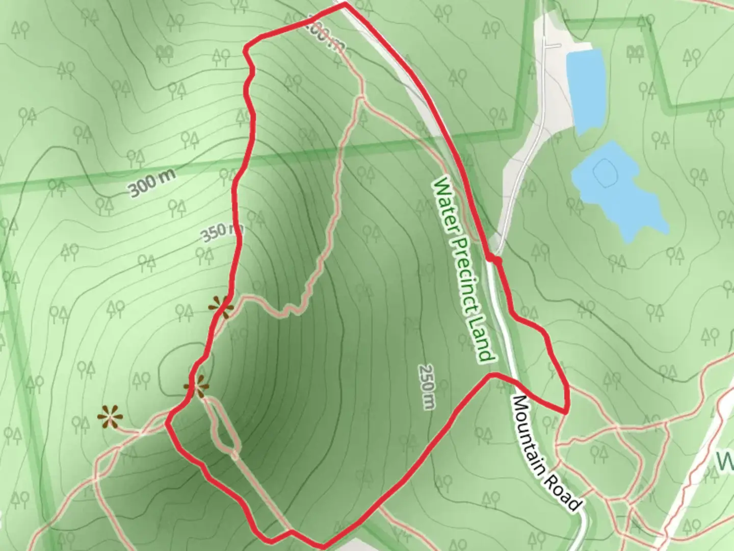 An image depicting the trail North Uncanoonuc Mountain Loop and its surrounding area.