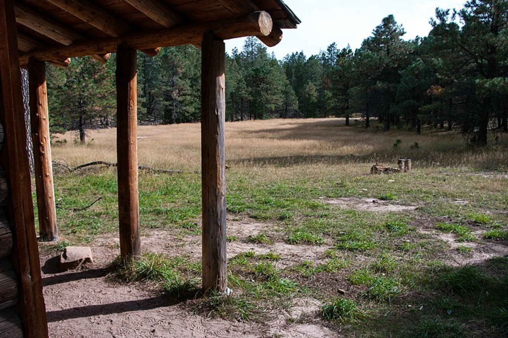An image depicting the trail Washington Park Trail via Colonel Devin and its surrounding area.
