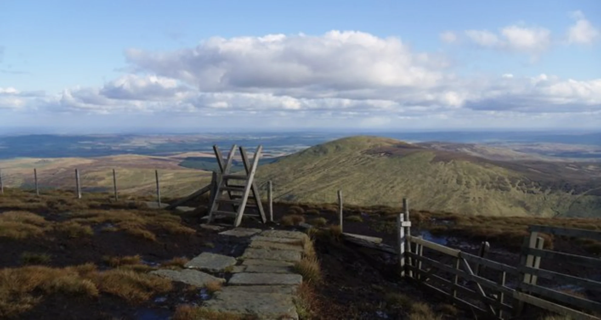An image depicting the trail Cairn Hill and The Cheviot Peak Walk - Hethpool and its surrounding area.