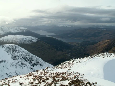 An image depicting the trail Dorsal Arete - Stob Coire Nan Lochan via Aonach Eagach and its surrounding area.