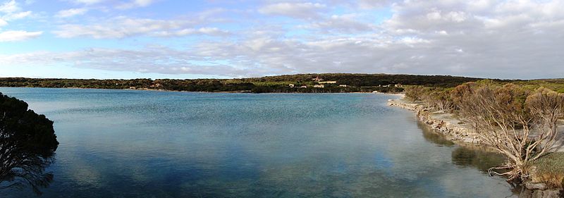 An image depicting the trail Dhilba Guuranda–Innes National Park and its surrounding area.