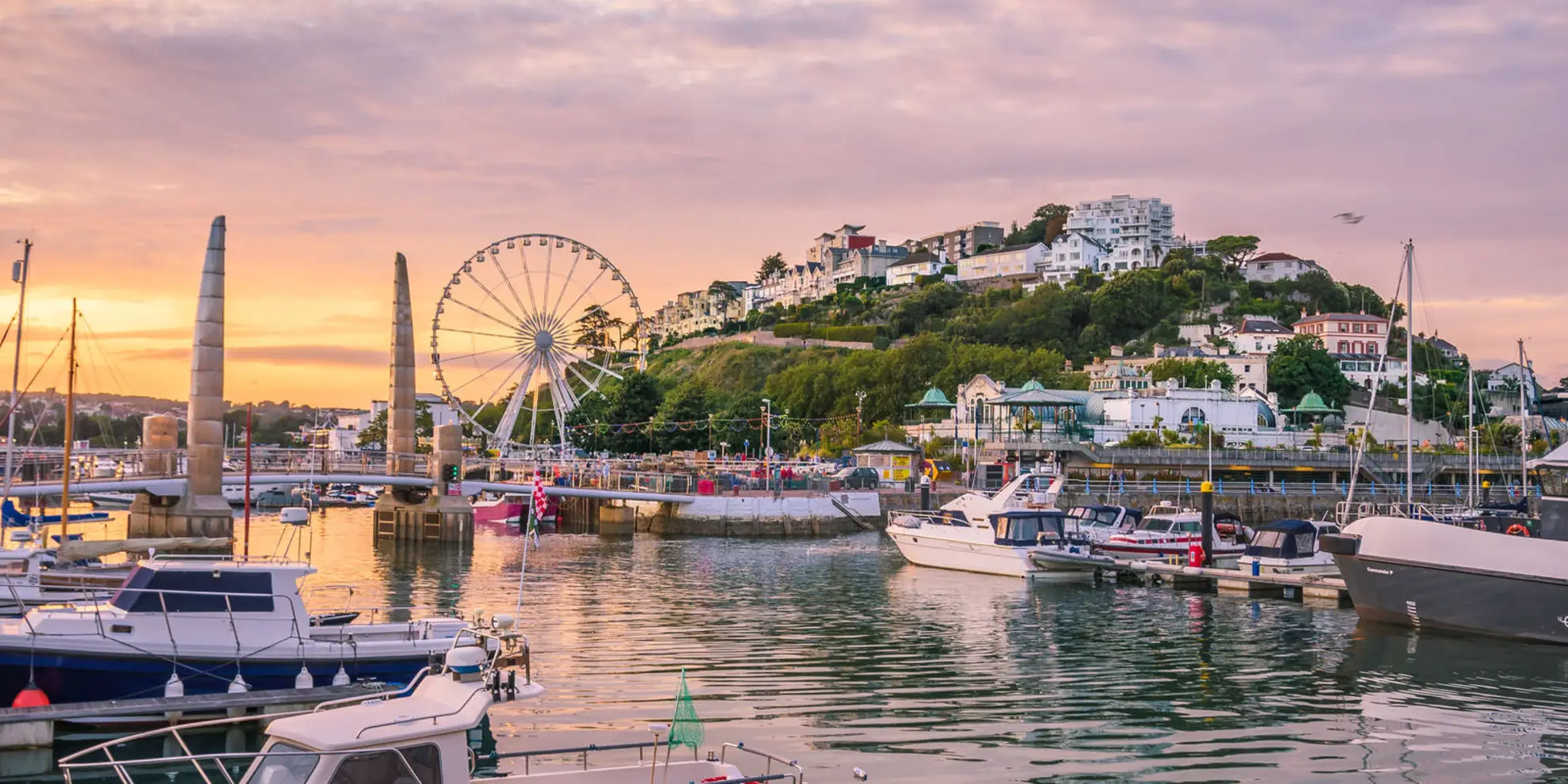An image depicting the trail Bay Tor Park Hotel - Agatha Christie Mile Walk and its surrounding area.