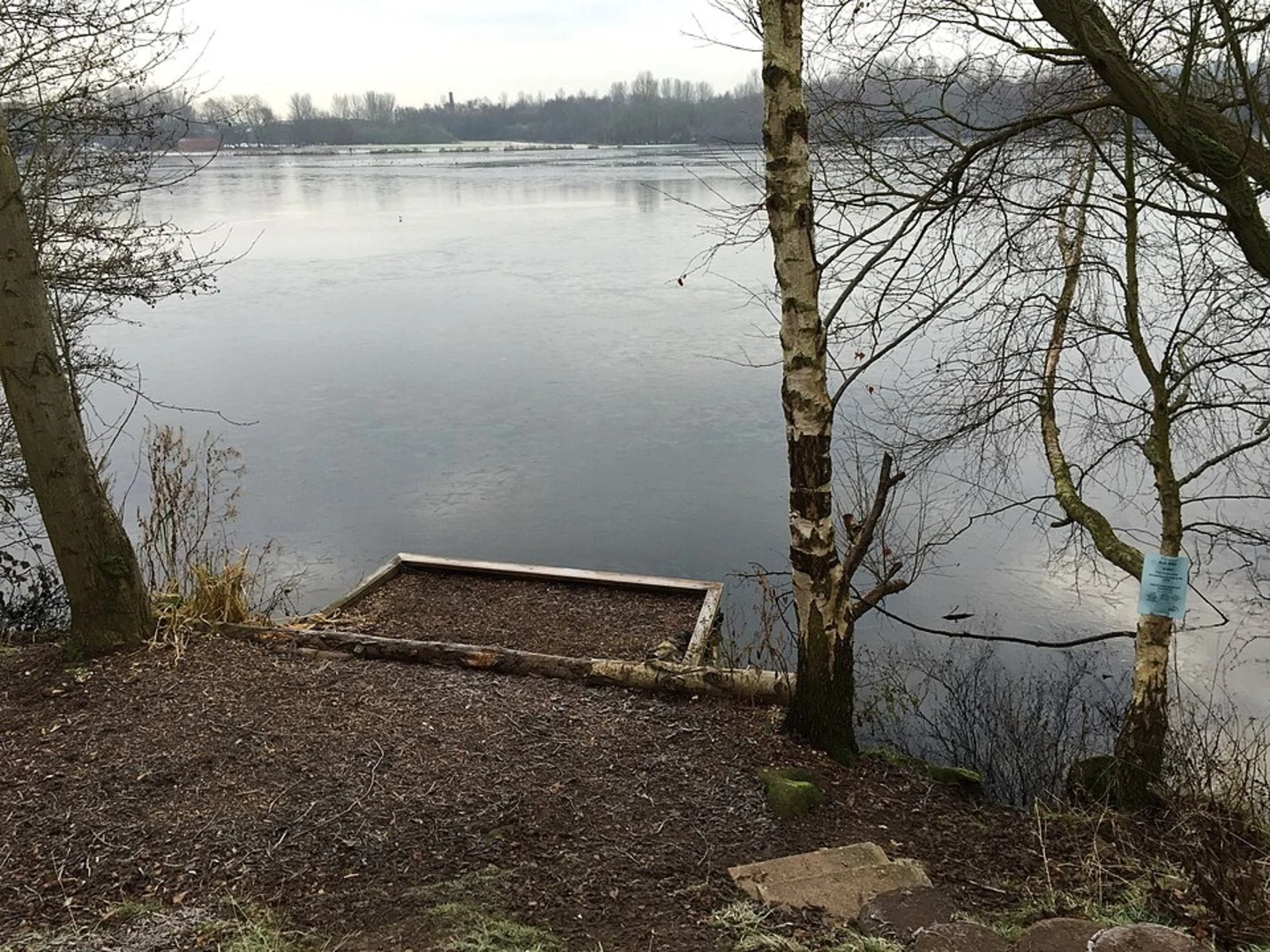 An image depicting the trail Trent and Mersey Canal Walk and its surrounding area.