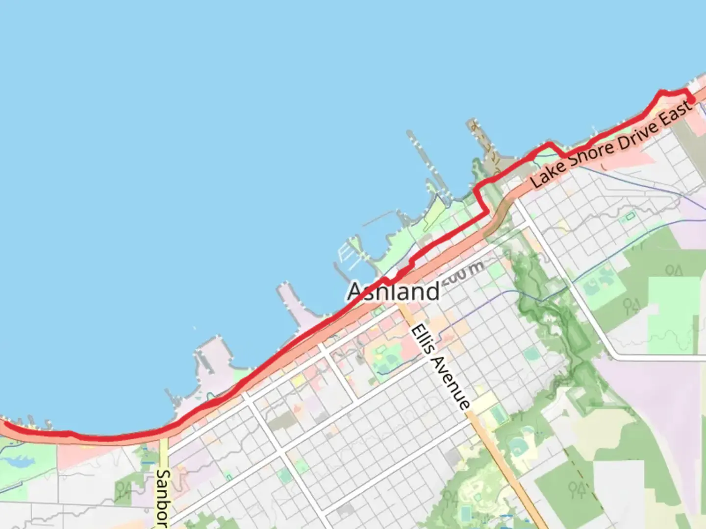 An image depicting the trail Waterfront Trail and its surrounding area.