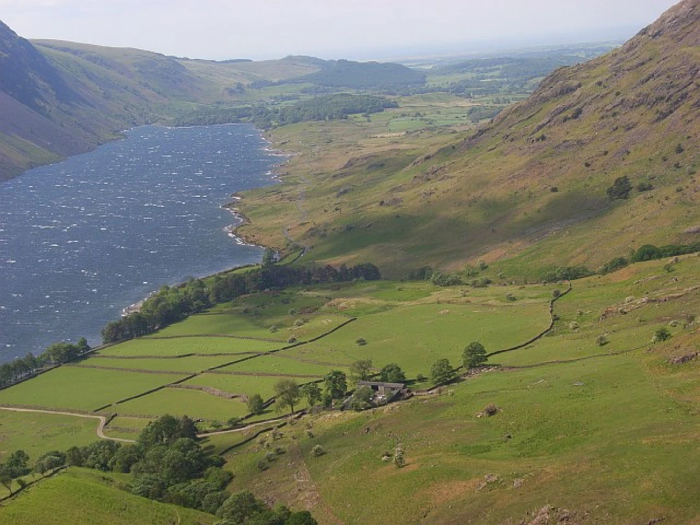 An image depicting the trail Yewbarrow and Wast Water Walk and its surrounding area.