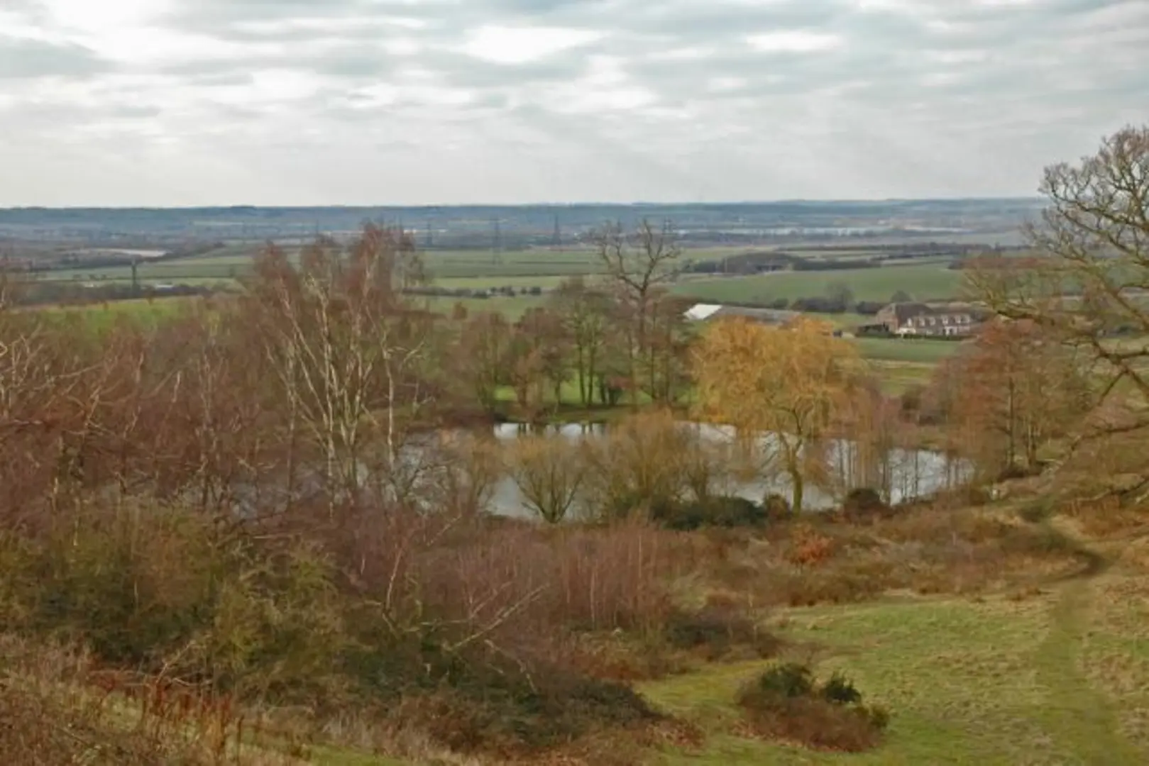 An image depicting the trail Ampthill Park Loop and its surrounding area.