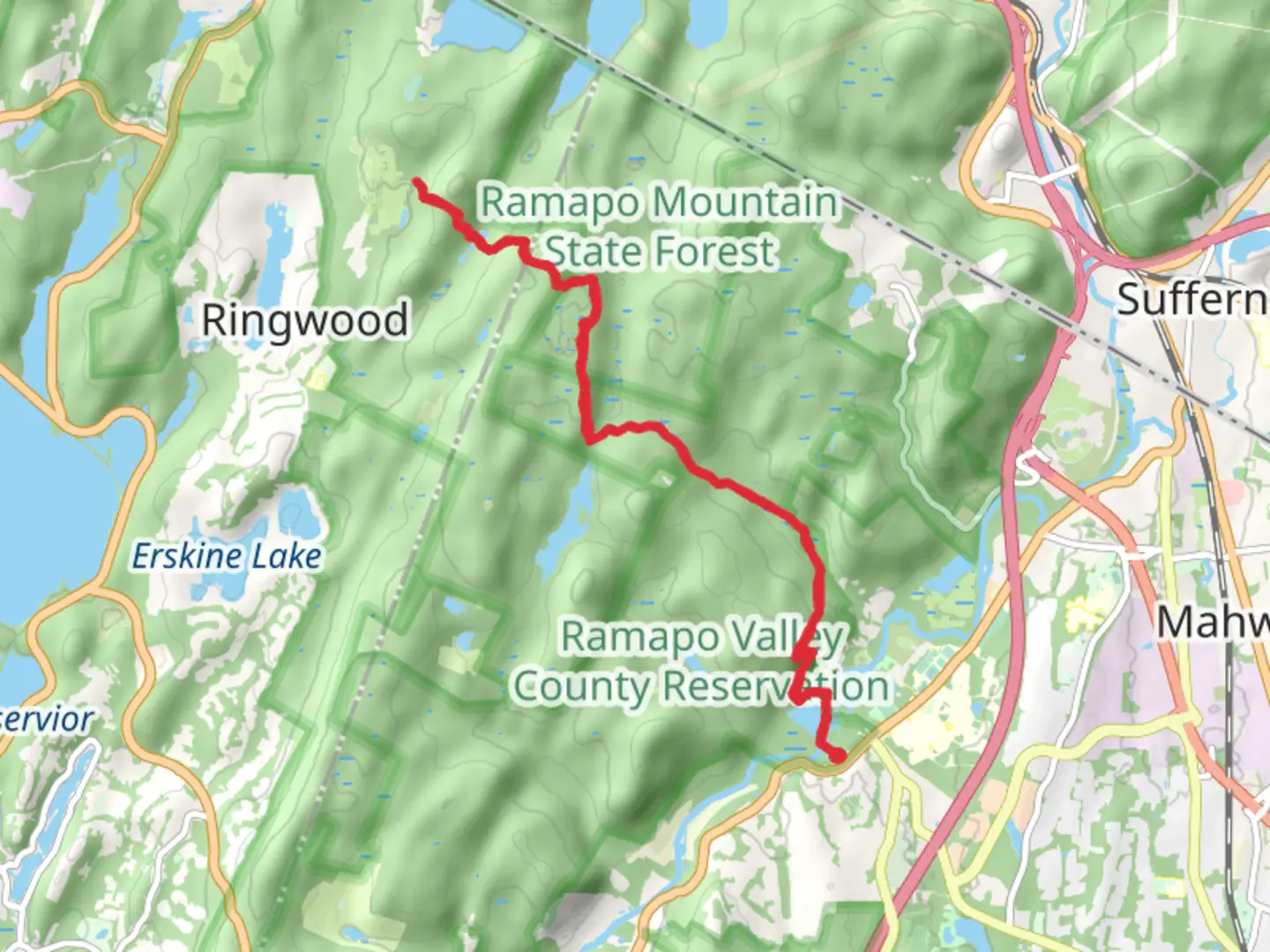 An image depicting the trail Glasmere Ponds via Halifax Trail and its surrounding area.