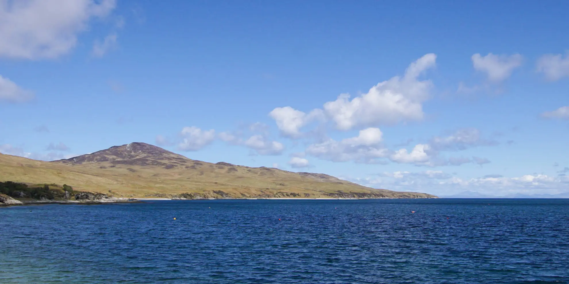 An image depicting the trail Rubh' A'Mhail Loop via Sgarbh Breac and its surrounding area.