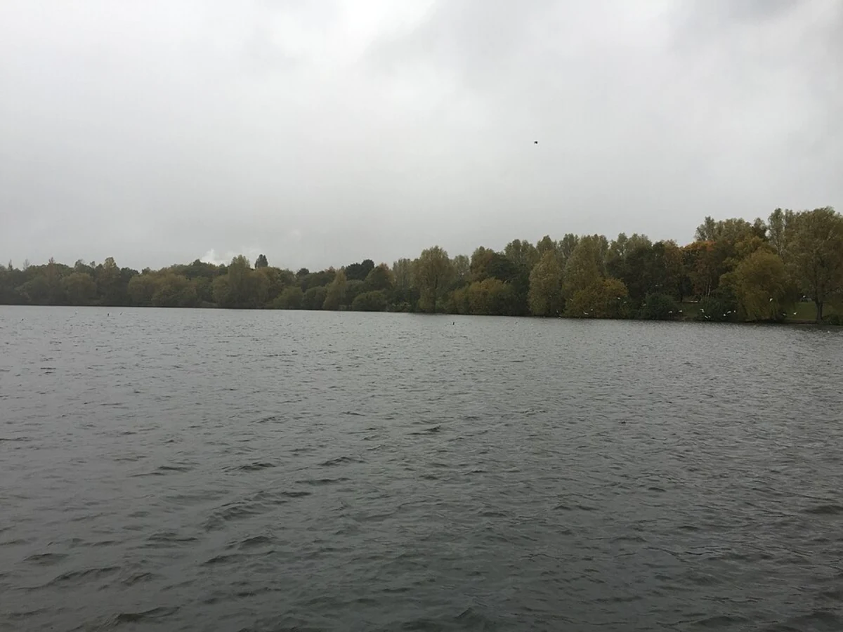 Stoke upon Trent to Kidsgrove Walk via Trent and Mersey Canal