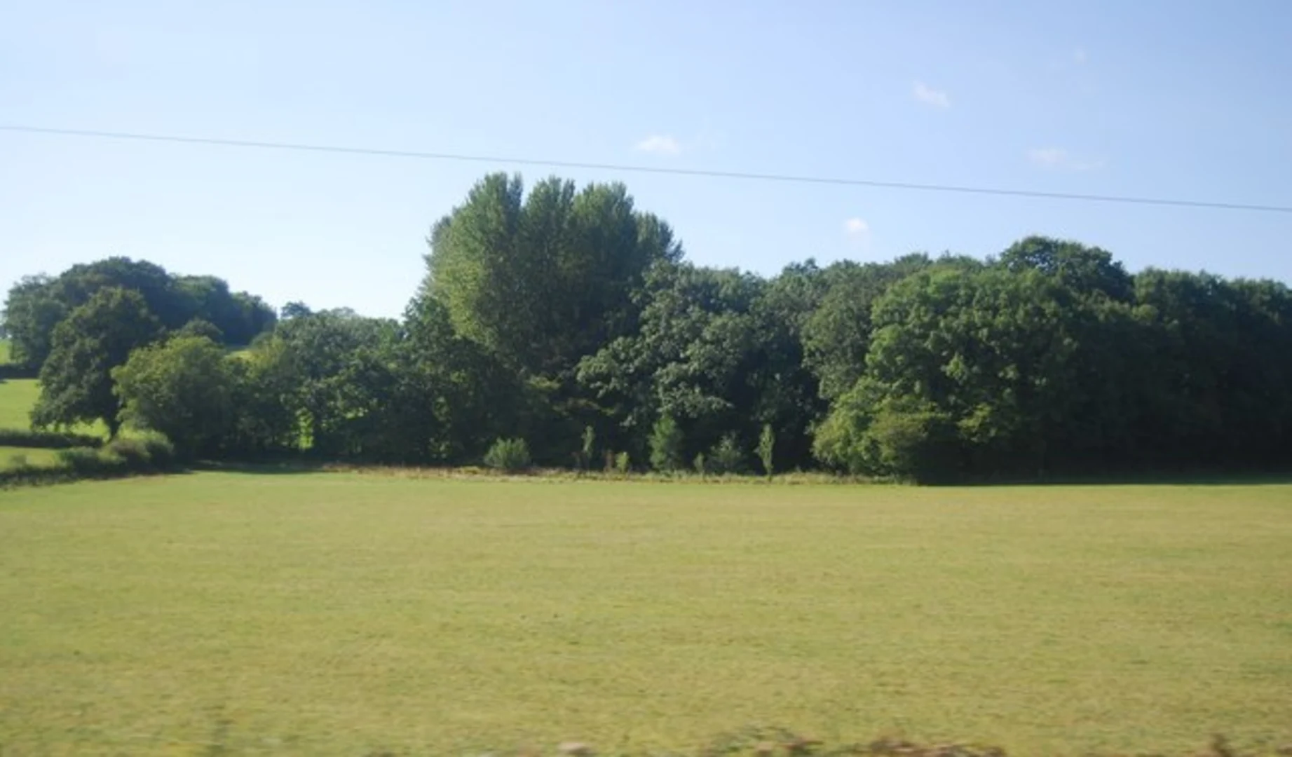 An image depicting the trail Robertsbridge to Etchingham Walk and its surrounding area.