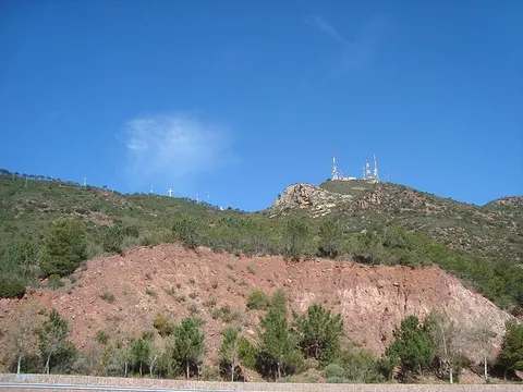 An image depicting the trail Desert Monastery of Les Palmes PR CV 451 and its surrounding area.