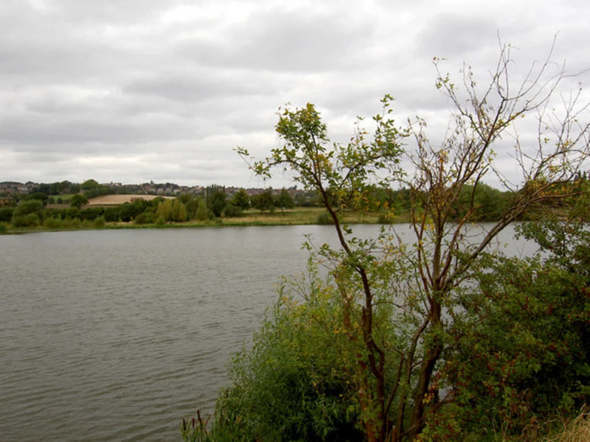 Elsecar Park and Elsecar Reservoir Loop