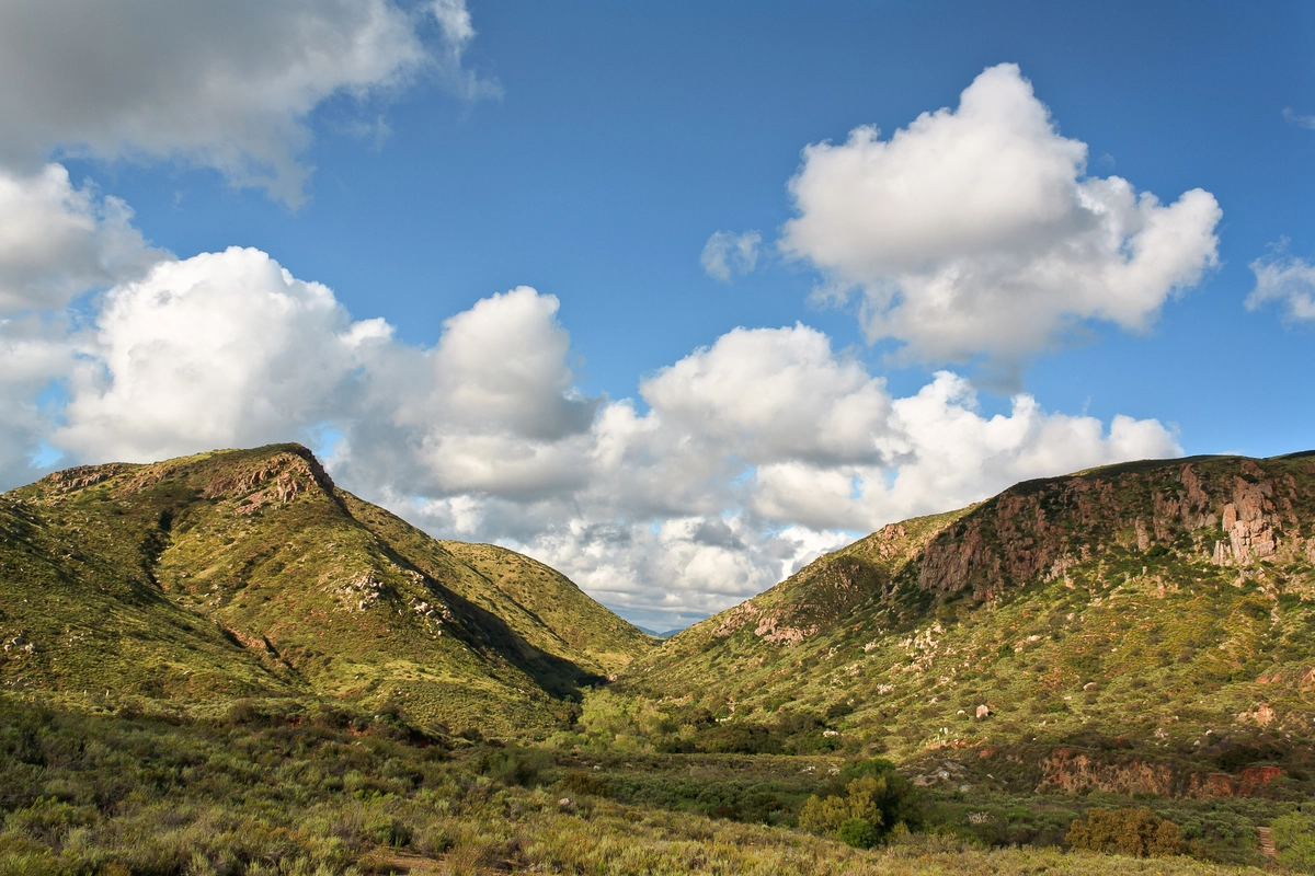 Oak Canyon Trail and Grasslands Loop Trail