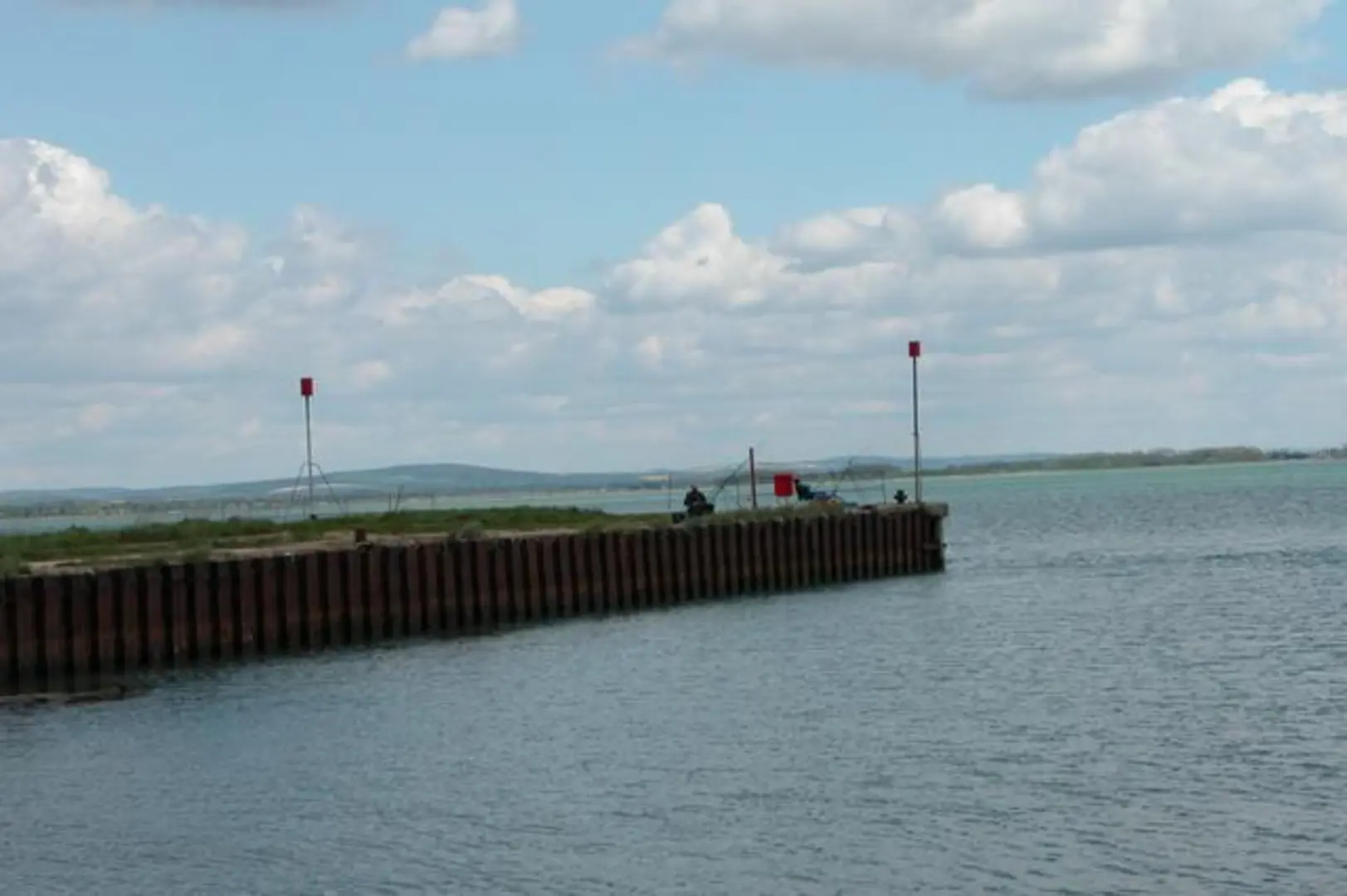 An image depicting the trail Portsmouth Harbour to Anchorage Park Walk and its surrounding area.