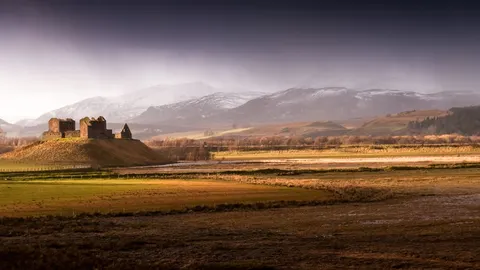 An image depicting the trail East Highland Way and its surrounding area.
