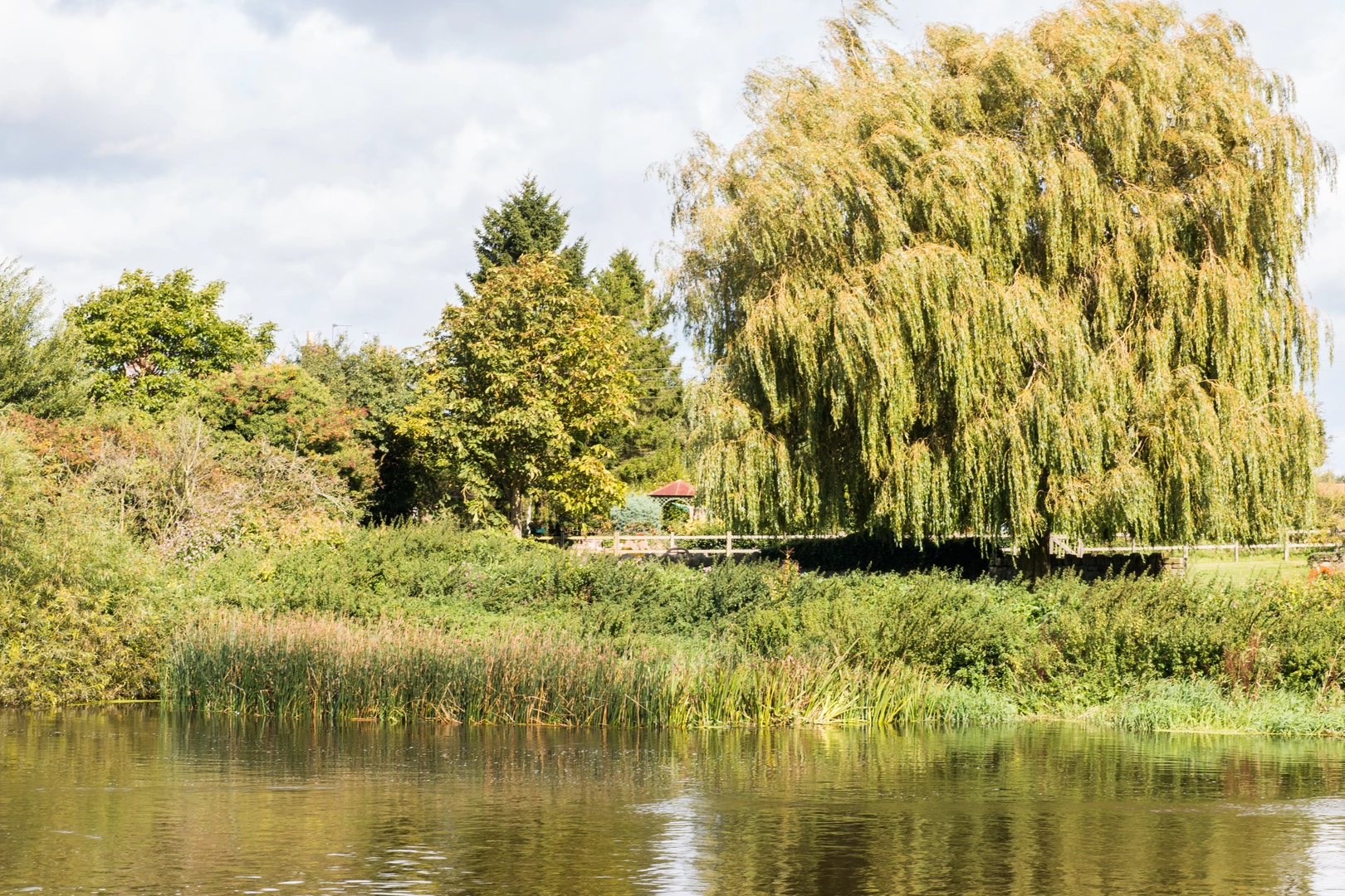 An image depicting the trail Derby Nomad Way and its surrounding area.