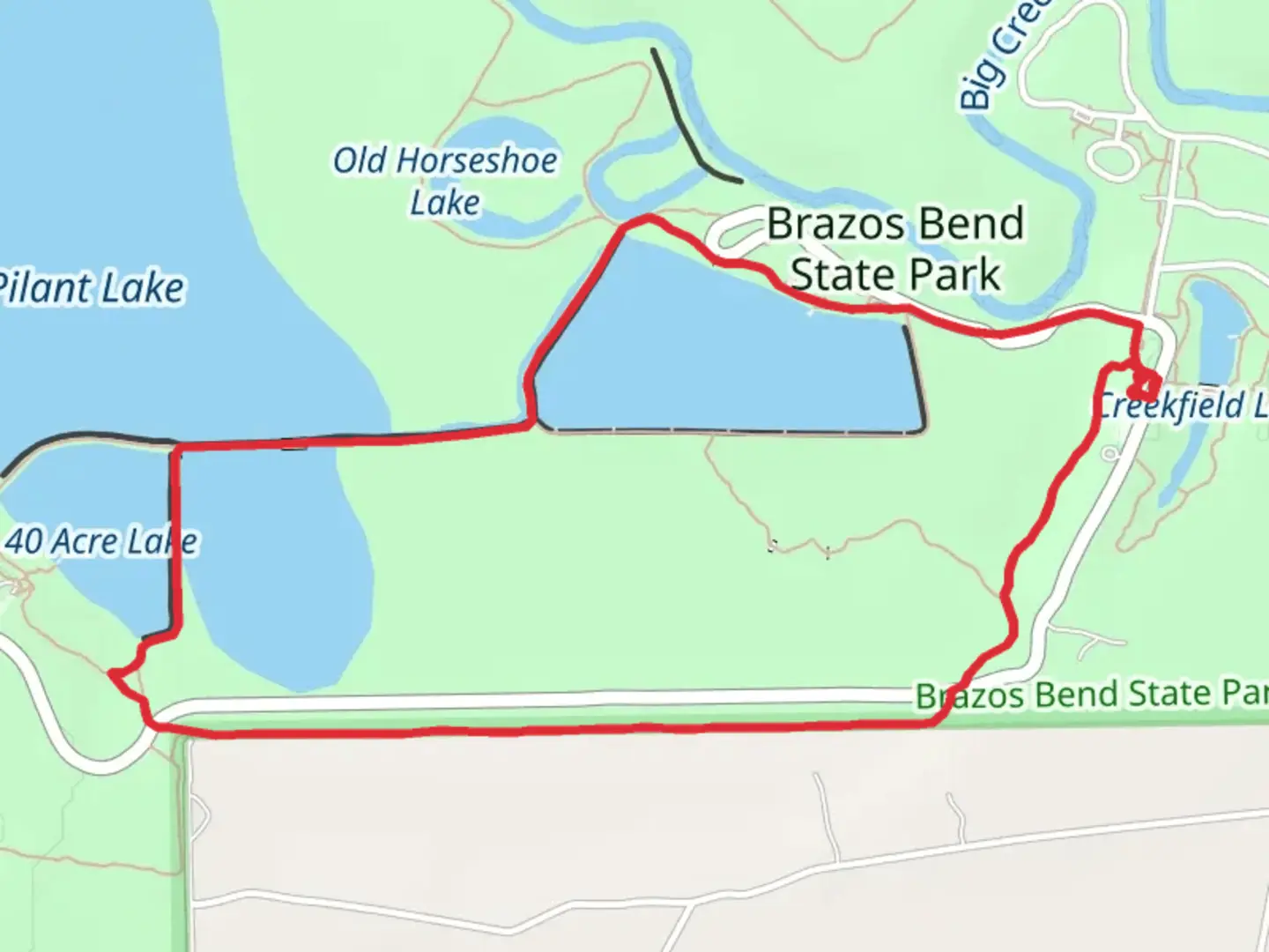 An image depicting the trail Elm Lake and Pilant Lake via Live Oak Trail and its surrounding area.