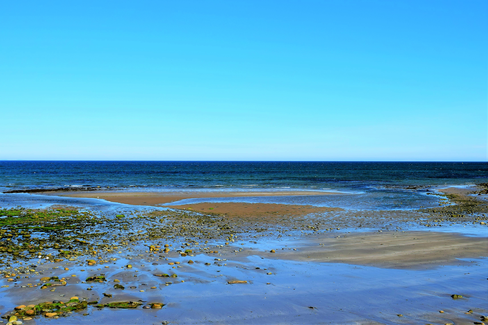 An image depicting the trail Newcastle Way and its surrounding area.