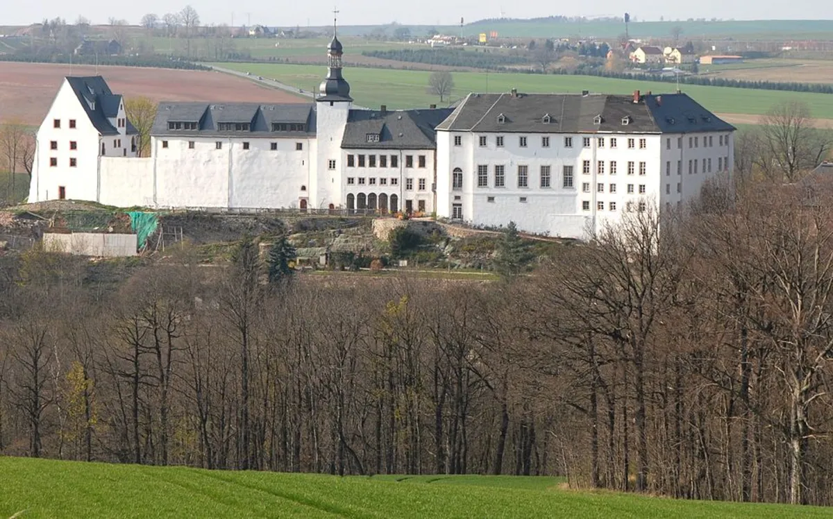 Schlosspark Wildenfels and Schlossteich Loop