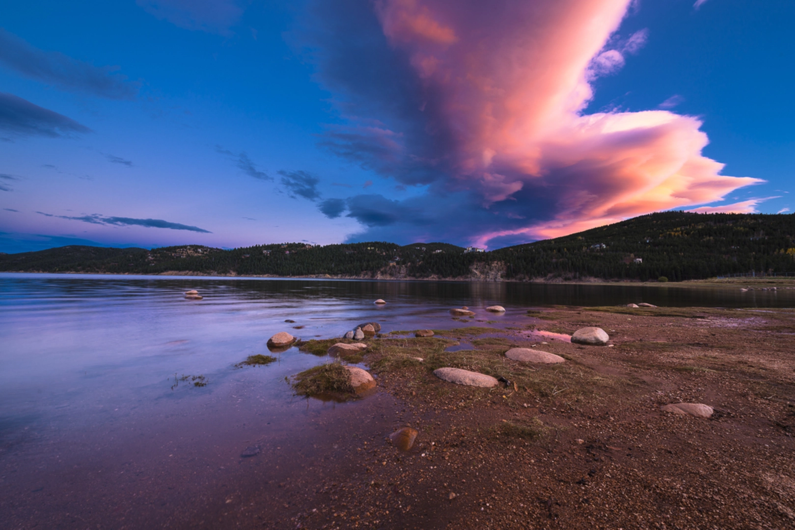An image depicting the trail Sugar Magnolia Trail and its surrounding area.