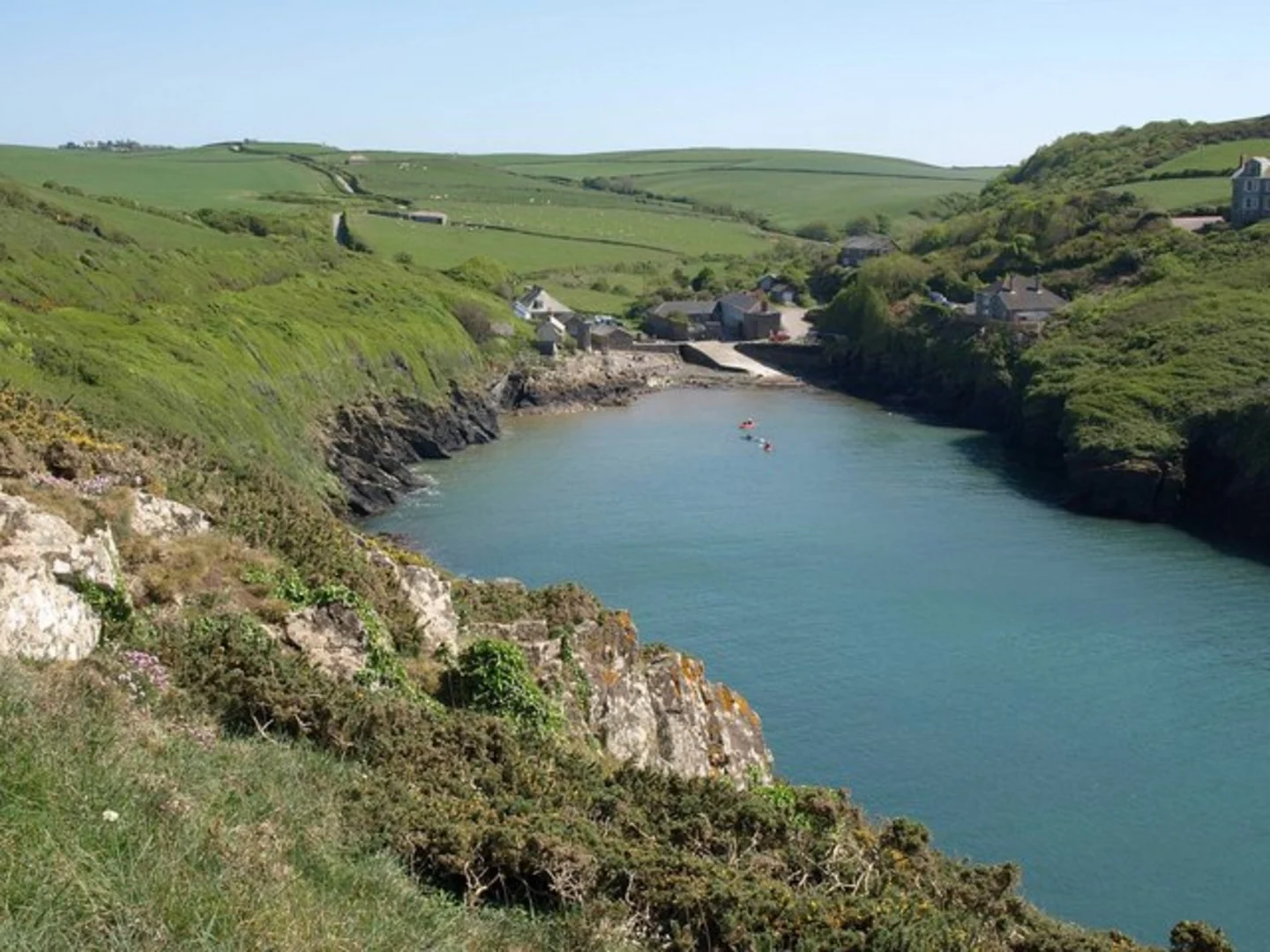 An image depicting the trail Port Isaac to Port Quin via SWCP and its surrounding area.
