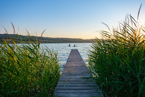 An image depicting the trail Weingüterwanderung - Sempachersee and its surrounding area.