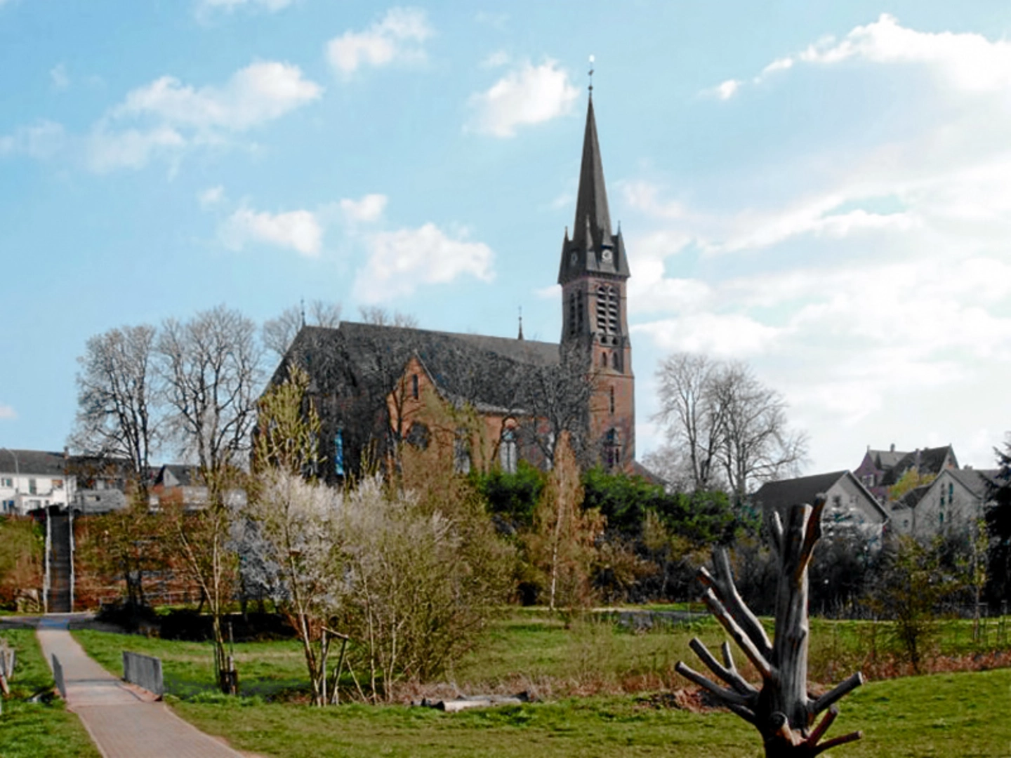An image depicting the trail Unterlicl to Altenthann via Forstmuehle Bach and its surrounding area.